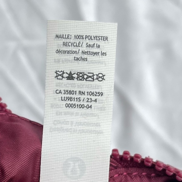 Lululemon Everywhere Belt Bag 1 Size LU9B11S Dark Maroon Red LIMITED EDI… - Picture 7 of 14